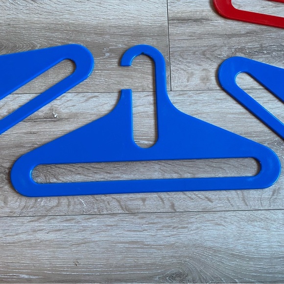 Vintage Hangers stamped MK made in Finland by Karhumuovi Space age set of 8 - Picture 4 of 10